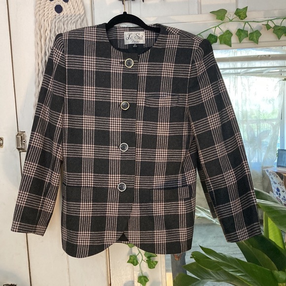 Le. Suit jacket - Picture 1 of 4